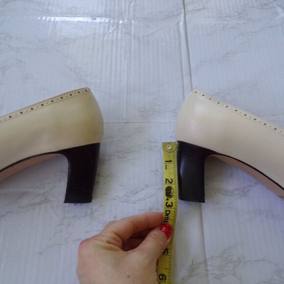 Ann Taylor leather italian heels 10 - Picture 5 of 9